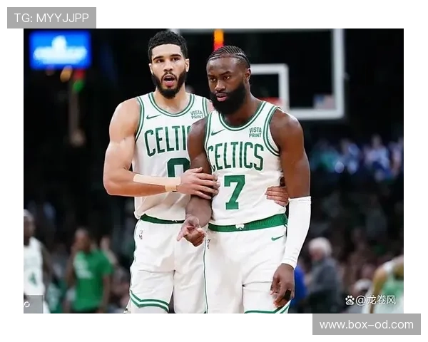 巴恩斯挡拆制造错位，提升关键回合效率超上赛季