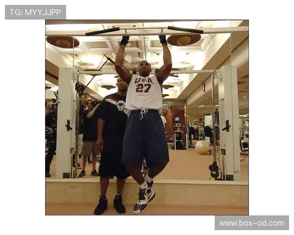 科比凌晨四点的训练餐单，比我一个月工资还贵